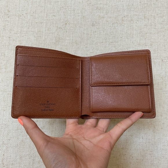 Louis Vuitton Monogram Marco Wallet - Picture 5 of 10